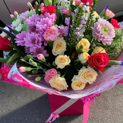 Out of this World - Looking for that ultimate gift that's out of this world!? Look no further. This fabulous hand-tied of the finest and freshest blooms is all you need to make a lasting impression...