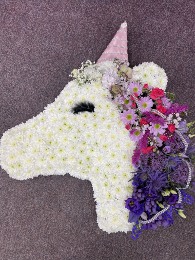 Unicorn - Unicorn shaped funeral tribute