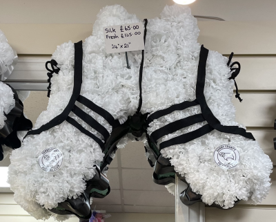 Football Boots - Artificial Funeral Flowers in Derby by Beauty of Flowers
Artificial Football Boots can be personalised to any club. Size Approx 24"